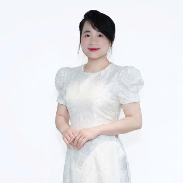 Cô Trần Thị Phương Thư